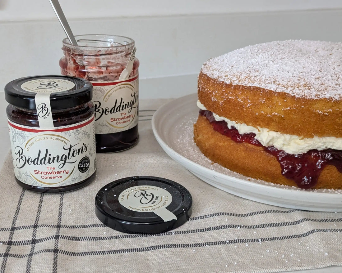 Victoria Sponge cake with Boddingtons Strawberry jam