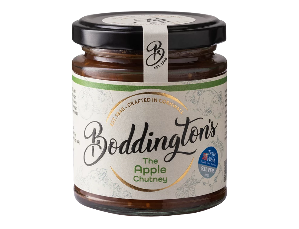 Boddington's Apple Chutney 227g glass jar product image with no background.