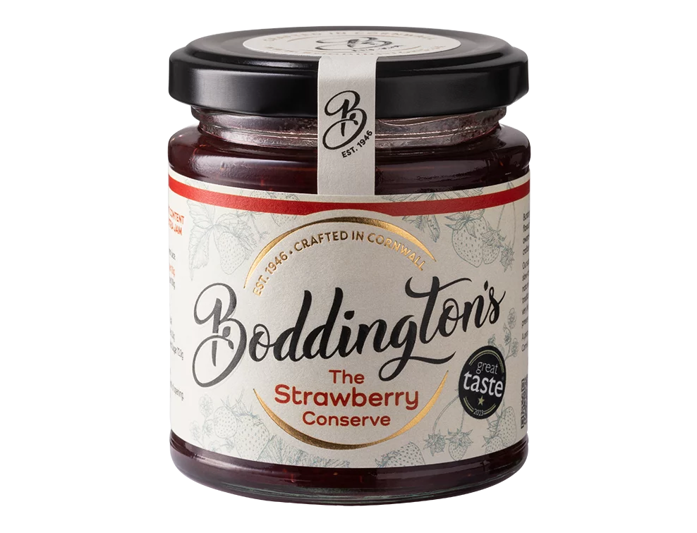 Boddington's Strawberry Conserve 227g glass jar product image with no background.